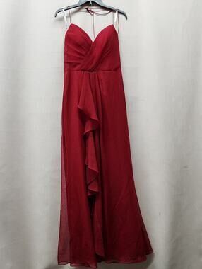 DaVinci Red Ruffled Spaghetti-Strap Prom Gown